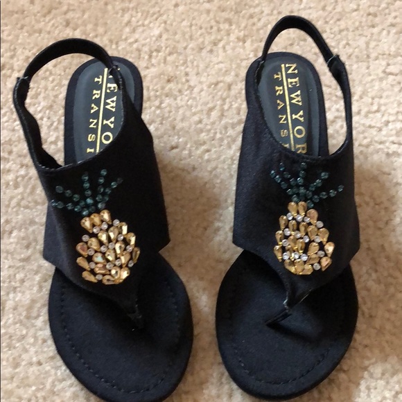 New York Transit Shoes - NEW Pineapple Wedge Sandals